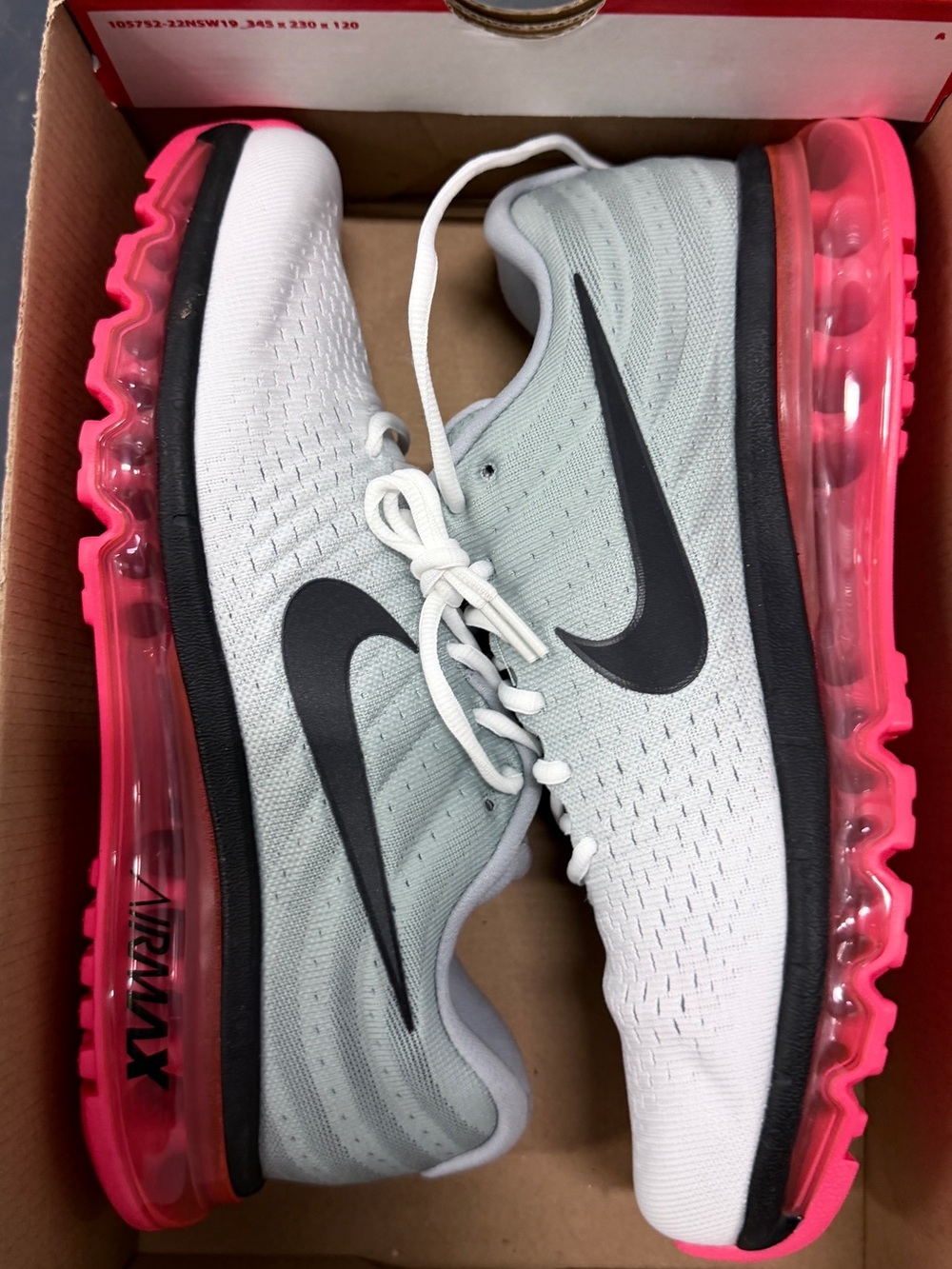 Nike  Air Max 2017 Running Shoes - White, Light Gray & Pink